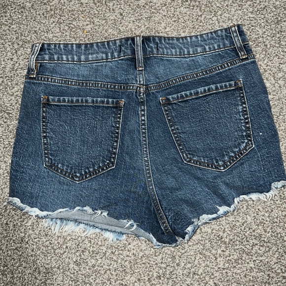 Eunina brand jean shorts. Size large purchased from Dry Goods. - Picture 2 of 2